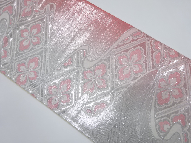 流水に花菱模様織り出し　袋帯